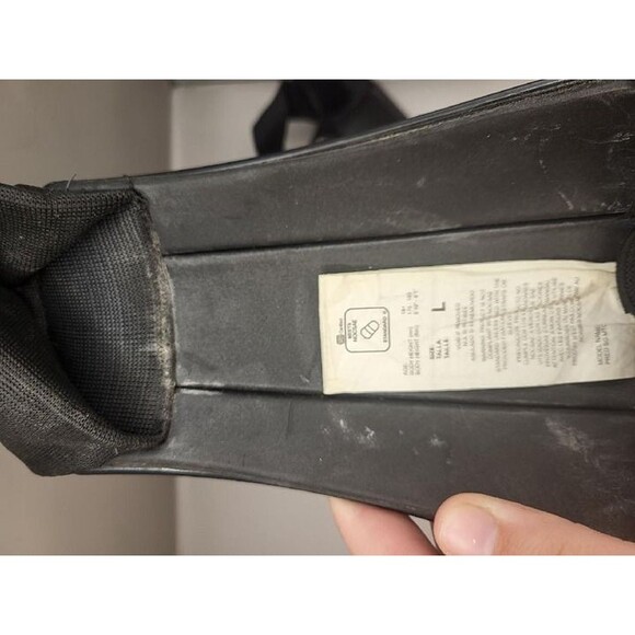 Adidas Predator Black, Blue Soccer Shin Guards - Picture 3 of 3